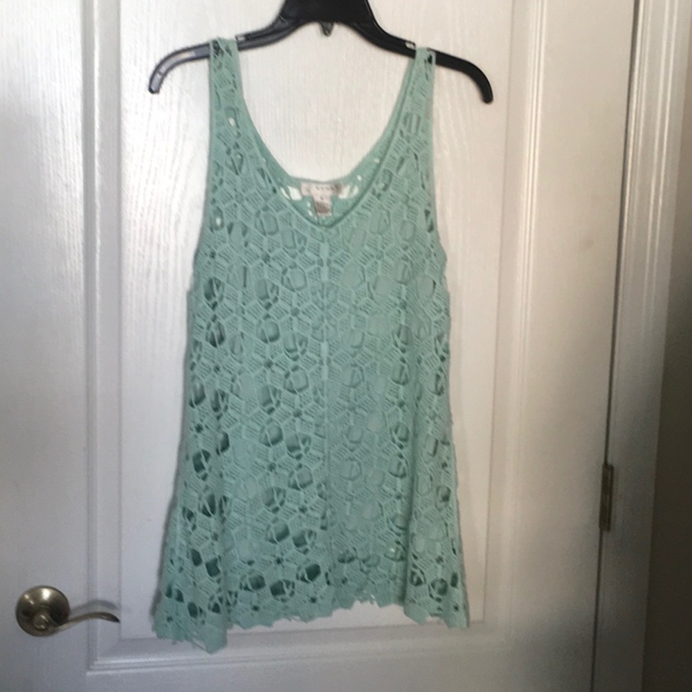 Gorgeous crocheted swing top